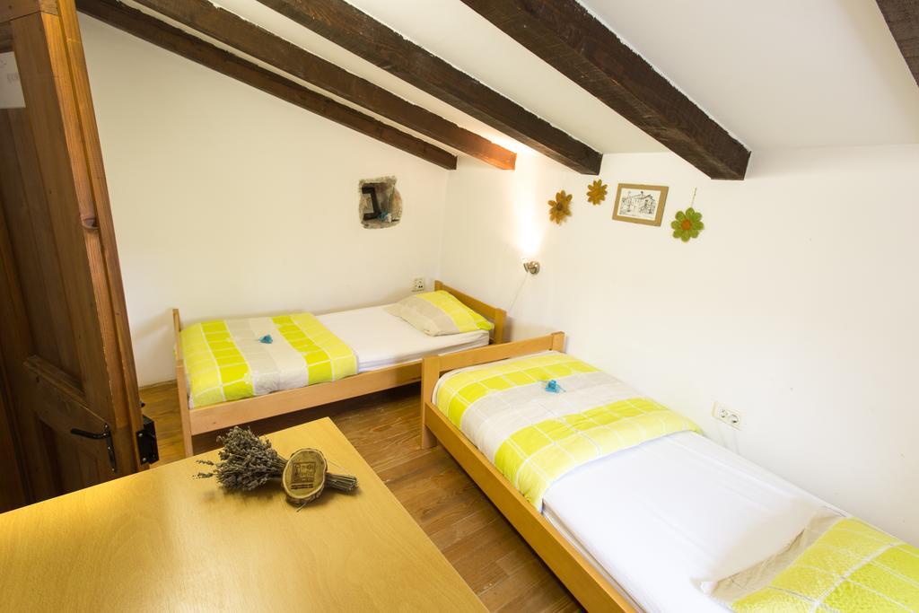 Pliskovica Youth Hostel Esterno foto
